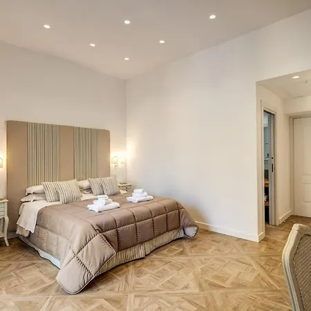 Square Frühstückspension 4*