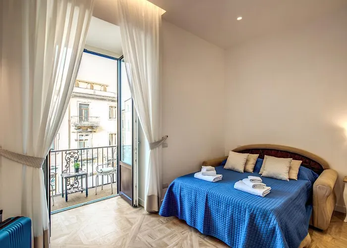 Square Bed & Breakfast 4*