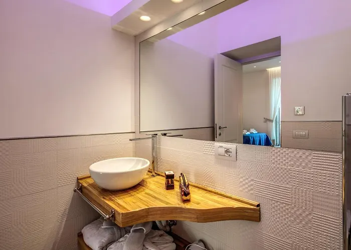 Nocleg ze śniadaniem Square