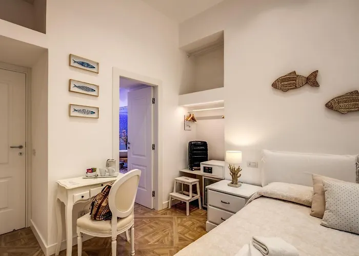 Nocleg ze śniadaniem Square 4*