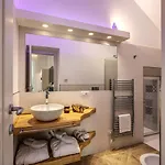 Square Oda ve Kahvaltı 4*