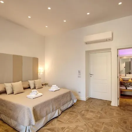 فندق مبيت وإفطار Square