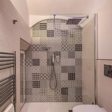 فندق مبيت وإفطار Square 4*