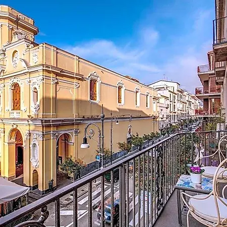 Bed and Breakfast Square Σορέντο