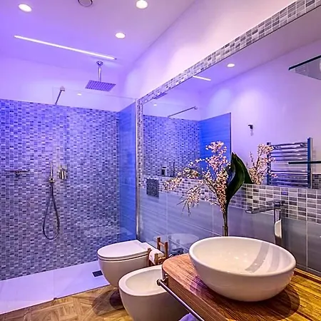 Square 4* Сорренто