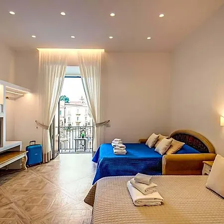 Square Bed and Breakfast Σορέντο