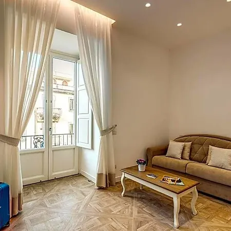 Square 4*