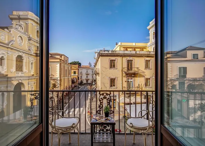 Nocleg ze śniadaniem Square